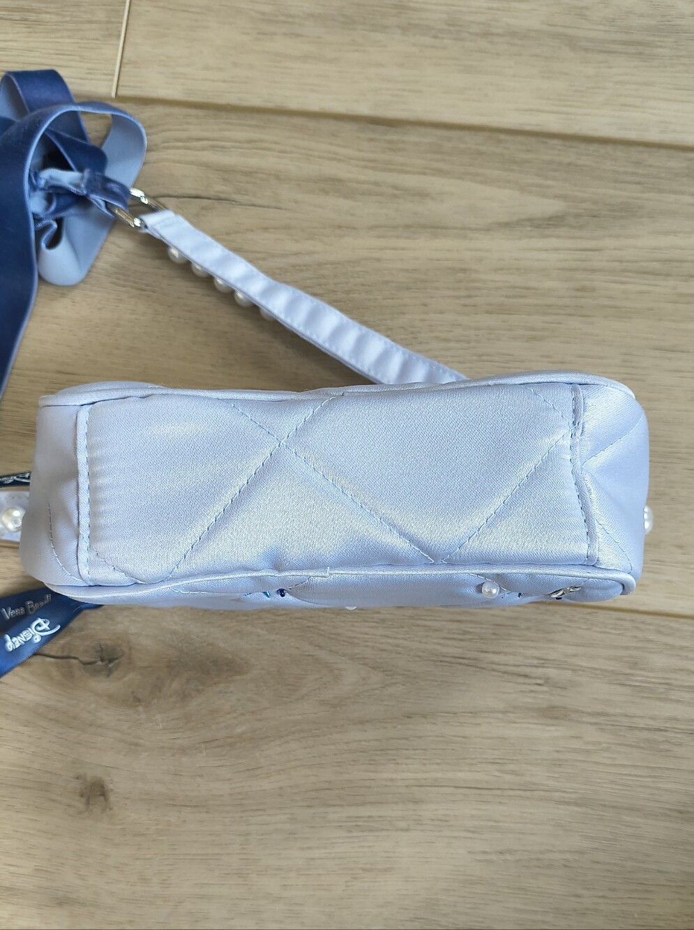 Disney Vera Bradley Cinderella Collab Small Crossbody Bag With Bow And Pearls - Picture 8 of 9